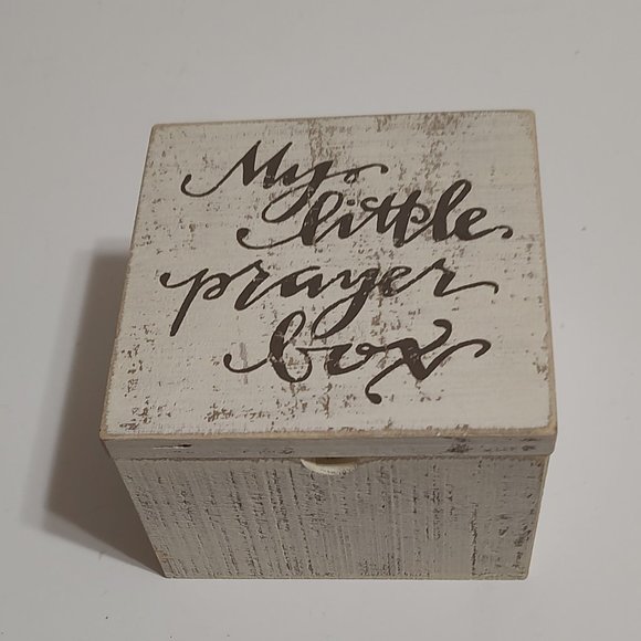 Primitives by Kathy - My little prayer box - Wood Trinket Box - Picture 2 of 3